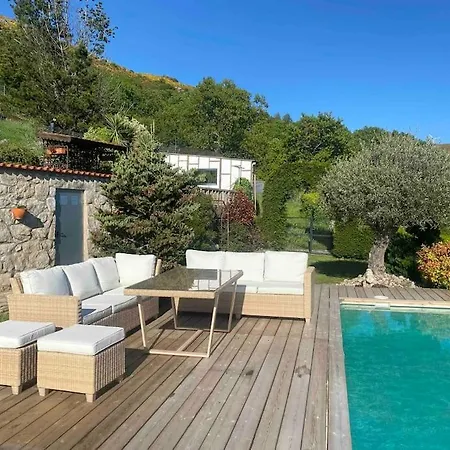 La Loba - Un Pequeno Paraiso A Tu Alcance *