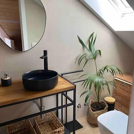 La Loba - Un Pequeno Paraiso A Tu Alcance *