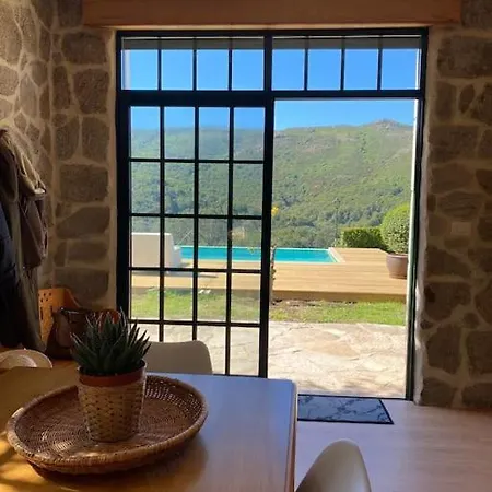 La Loba - Un Pequeno Paraiso A Tu Alcance * Fornelos de Montes