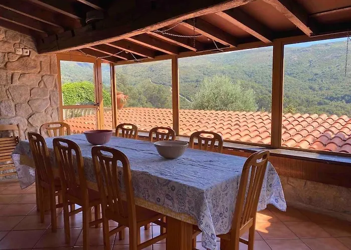 La Loba - Un Pequeno Paraiso A Tu Alcance * Fornelos de Montes