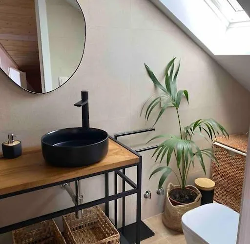 La Loba - Un Pequeno Paraiso A Tu Alcance *