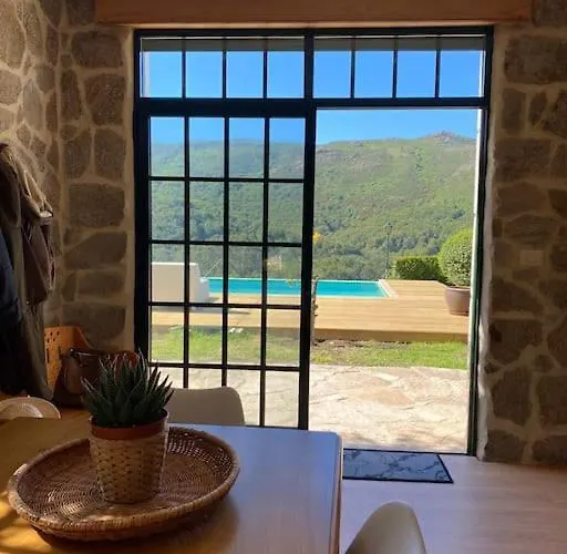 La Loba - Un Pequeno Paraiso A Tu Alcance * Fornelos de Montes